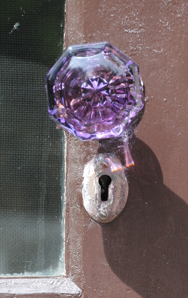 Doorknob from purple crystal