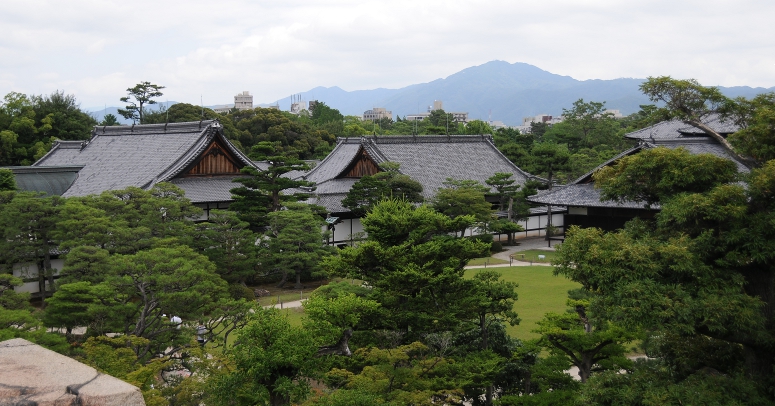 honmaru palace in nijo castle
