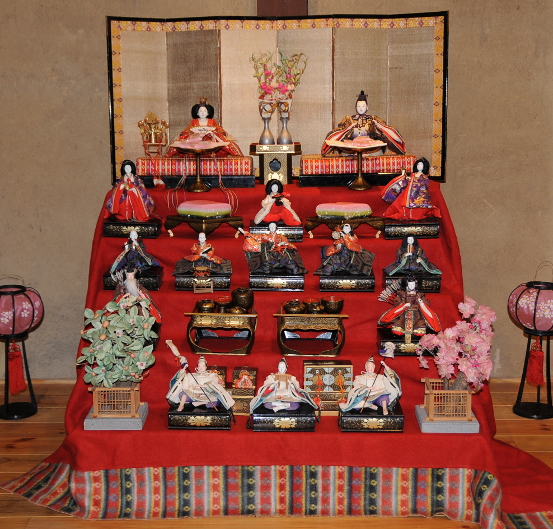 traditional hina matsuri display